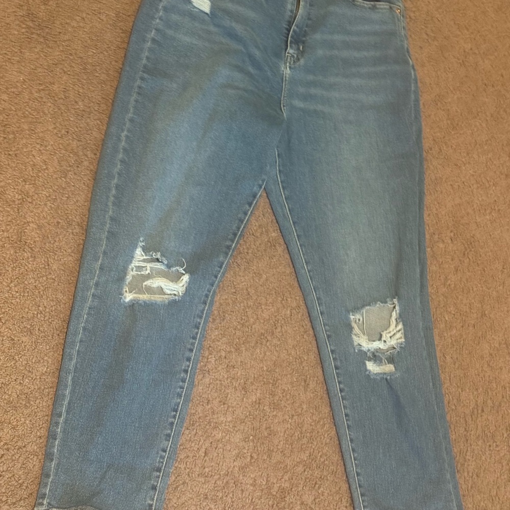 Signature by Levi Strauss Blue Boyfriend Jeans Distressed